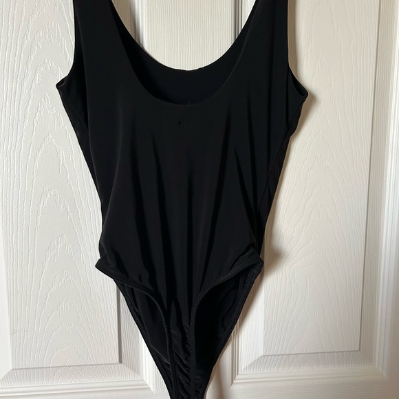 Body suit - Picture 4 of 4